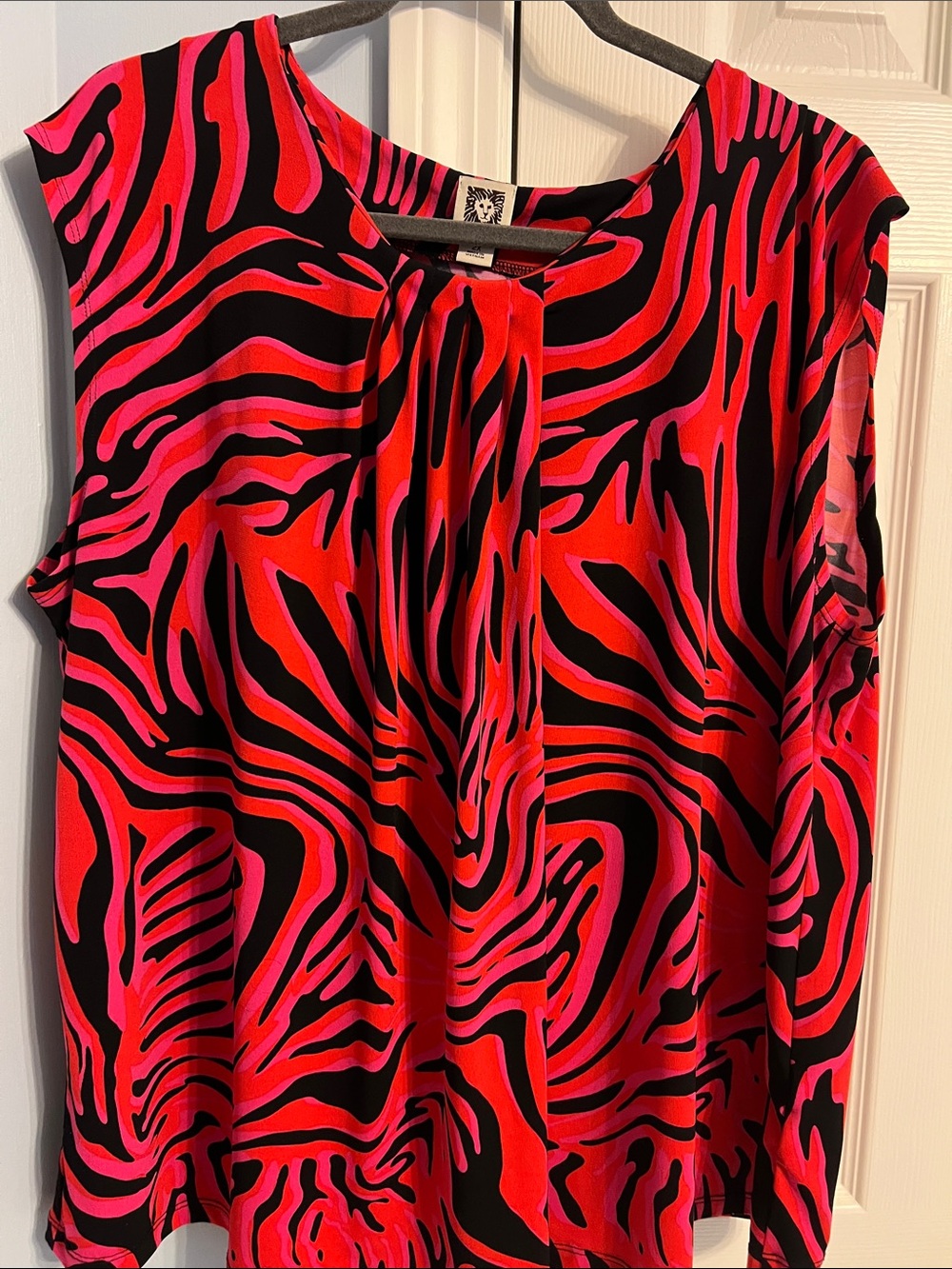 Anne Klein Red & Pink Zebra-Print Sleeveless Shell Top